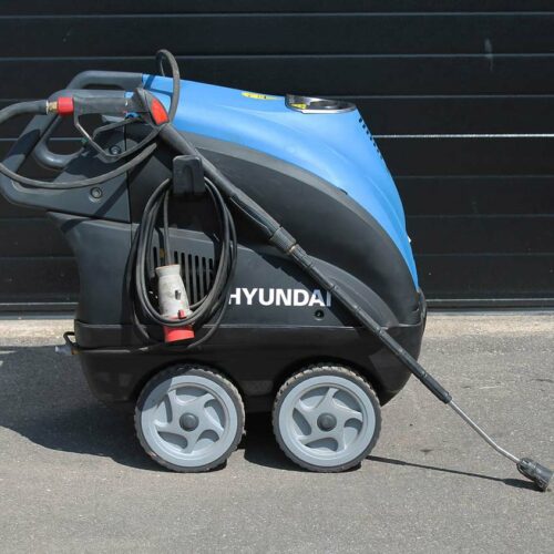 Hogedruk reiniger op krachtstroom