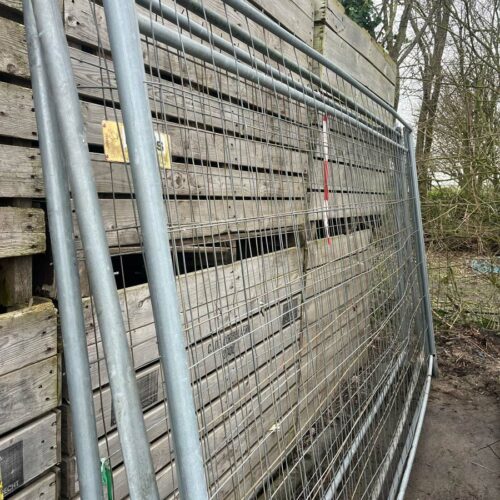 Bouwhek incl betonvoet