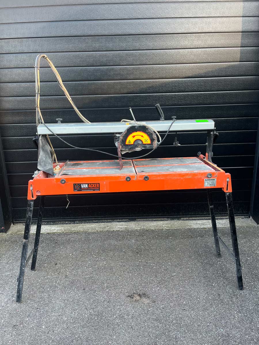 Tegel zaagtafel (Verstelbare lengte tot 900 mm)